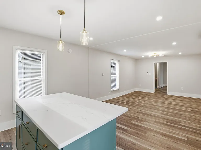 319 E A St #1 — Photo 10