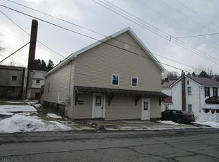 130 Saint Thomas St, Gallitzin, PA 16641