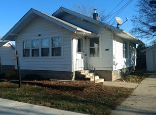 159 Moseley St, Elgin, IL 60123