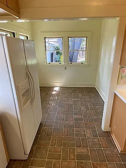Empty nook
