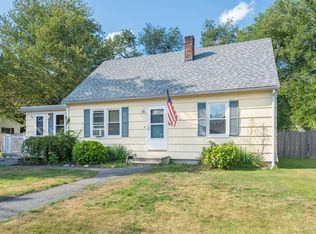 181 Lions Mouth Rd, Amesbury, MA 01913