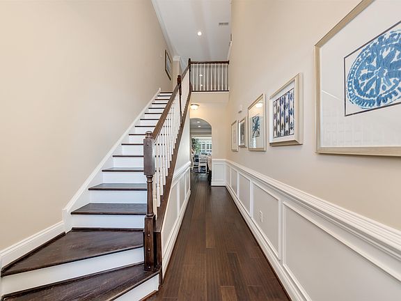 3rd image of 407 Bay Breeze Blvd #407