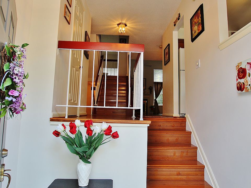 1st image of 5848 Wye Oak Commons Ct #24