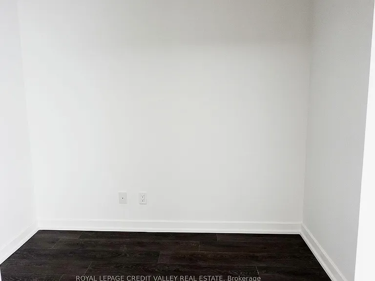 32 Forest Manor Rd #401 — Photo 8