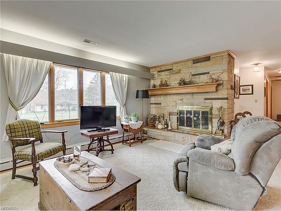 5th image of 3630 La Mesa Dr