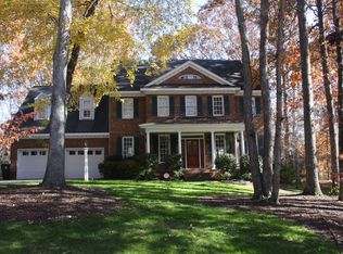 1032 W Sterlington Pl, Apex, NC 27502