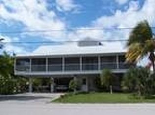 381 8th St, Key Colony Beach, FL 33051