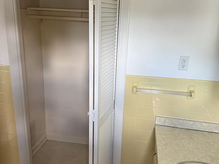 9128 Huron Ave — Photo 35