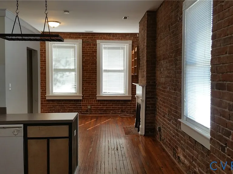 408 W Marshall St #3 — Photo 2
