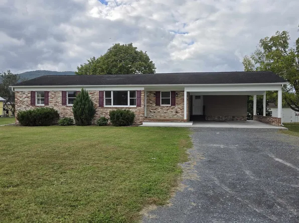 307 W Spring Ave, Elkton, VA 22827