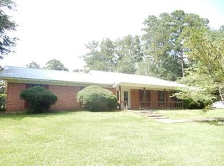 817 Dixie Ave, Mendenhall, MS 39114