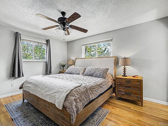 4th image of 1686 S Holland Ct