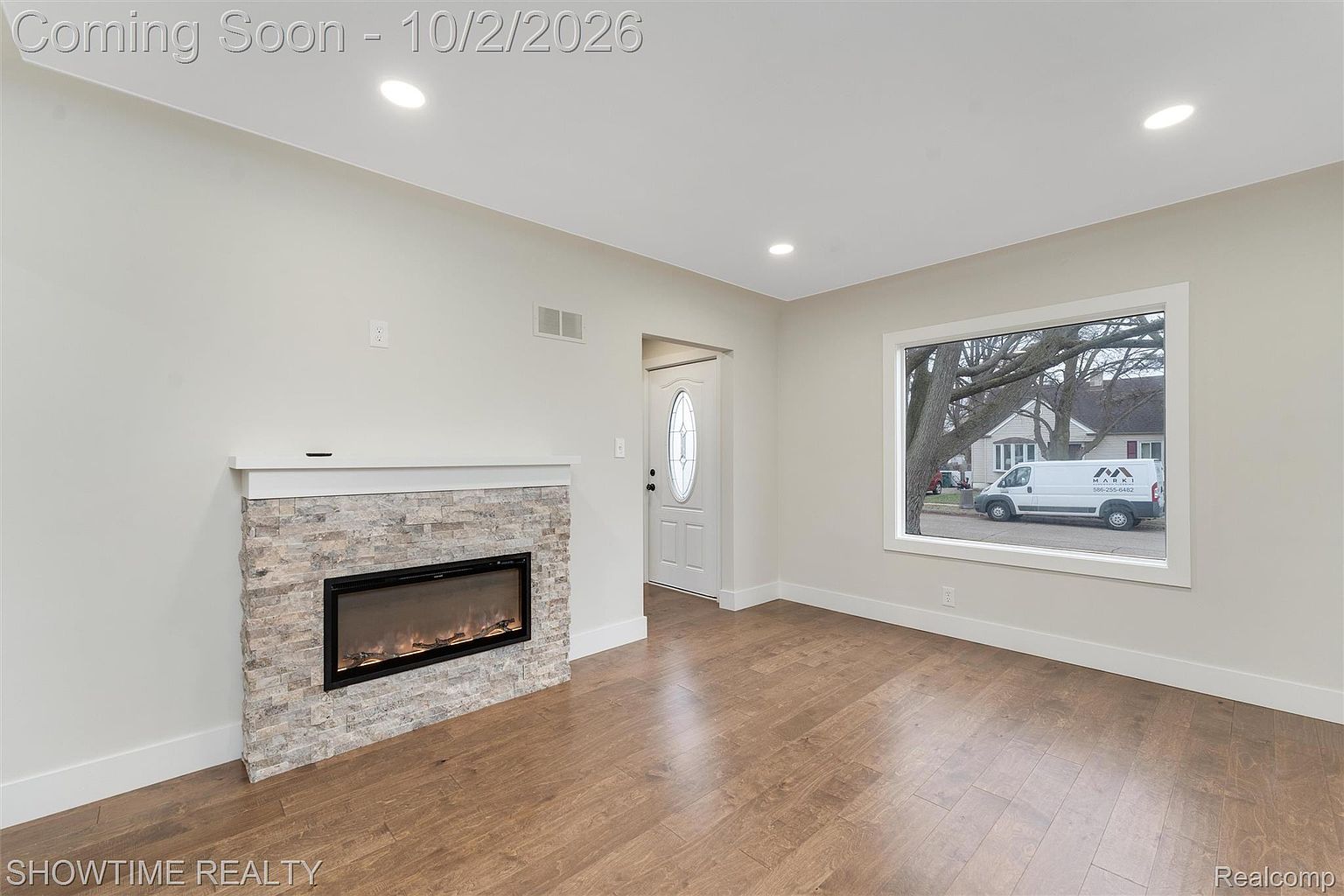 769 Coolidge Ave, photo 3