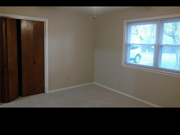 4th image of 8782 Haven Dr