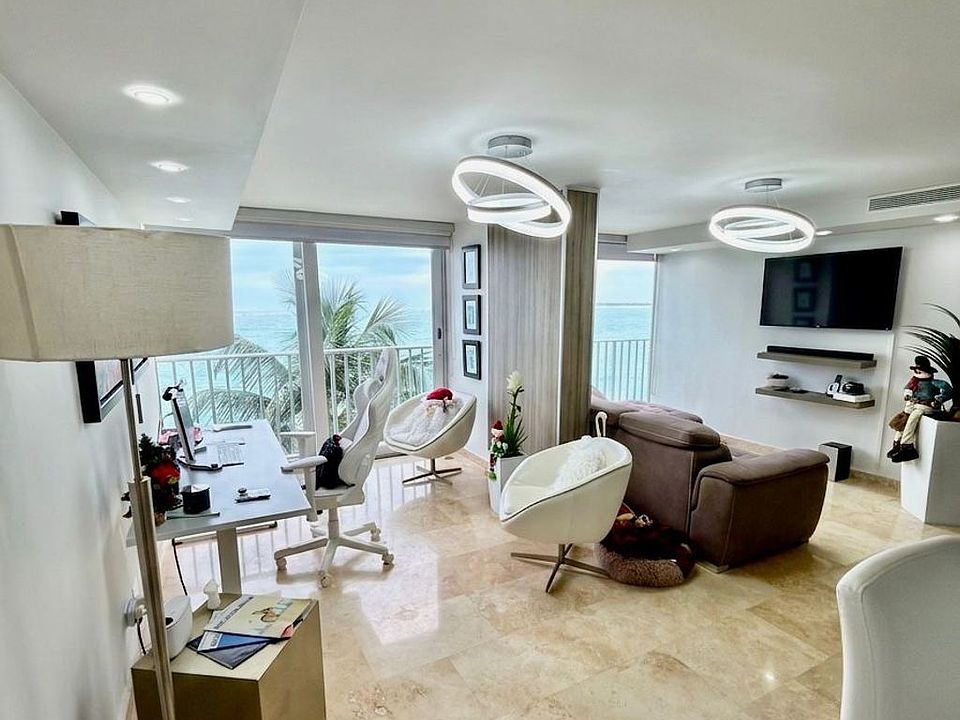 1st image of Cond Condesa Del Mar