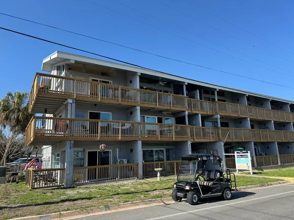 211 2nd St UNIT #332, Cedar Key, FL 32625