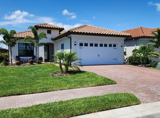 1910 5th St E, Palmetto, FL 34221
