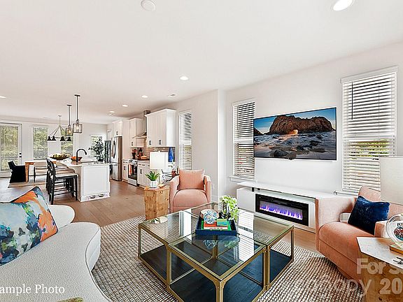 7th image of this home
