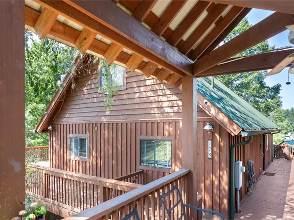 175 Harbour Point, Six Mile, SC 29682