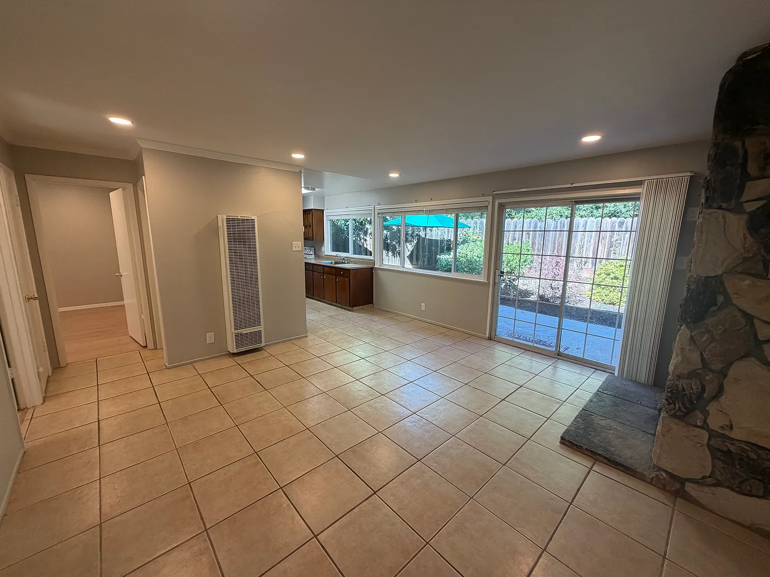 Buena Vista Ave, Walnut Creek — Photo 2