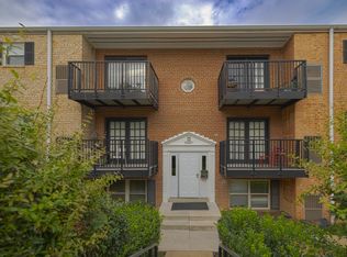 5937 Quantrell Ave APT 301, Alexandria, VA 22312
