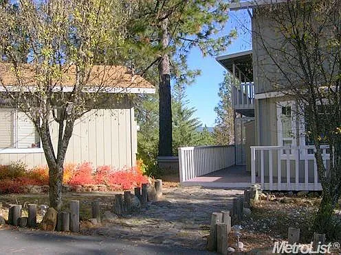 18075 Eaglenest Rd photo 1