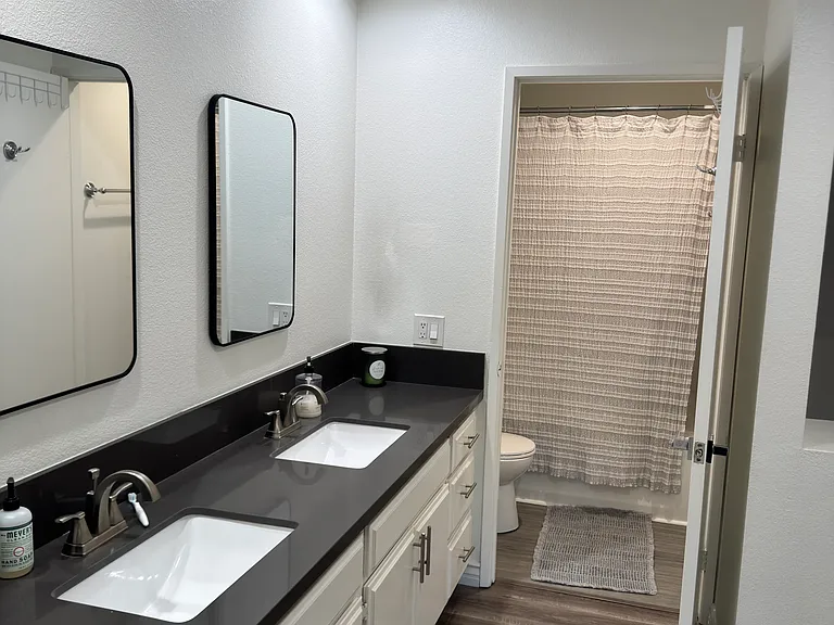 1445 Brett Pl #114 — Photo 12