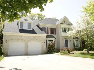 8000 Lions Crest Way, Gaithersburg, MD