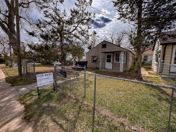 614 Seymour Ave, Cheyenne, WY 82007