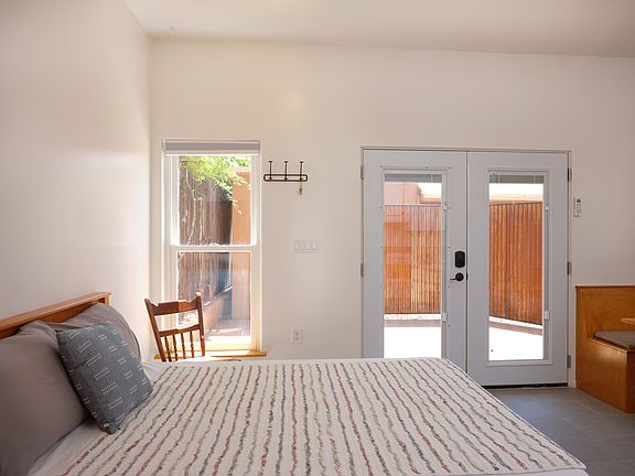 2nd image of 731 Montez Pl #A