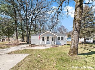 949 S McClelland Ave, White Cloud, MI 49349