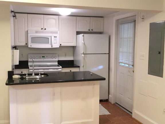 Kitchen showing main entrance