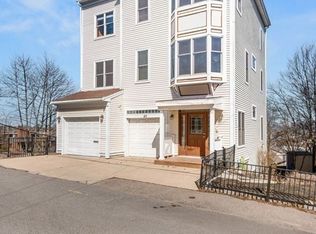 40 Grampian Way, Dorchester, MA 02125
