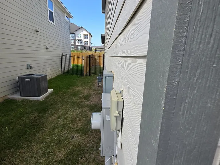 2913 Tavern Dr — Photo 24