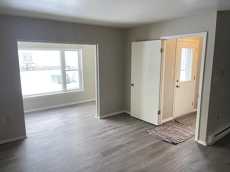 43 E Monroe Ave — Photo 1