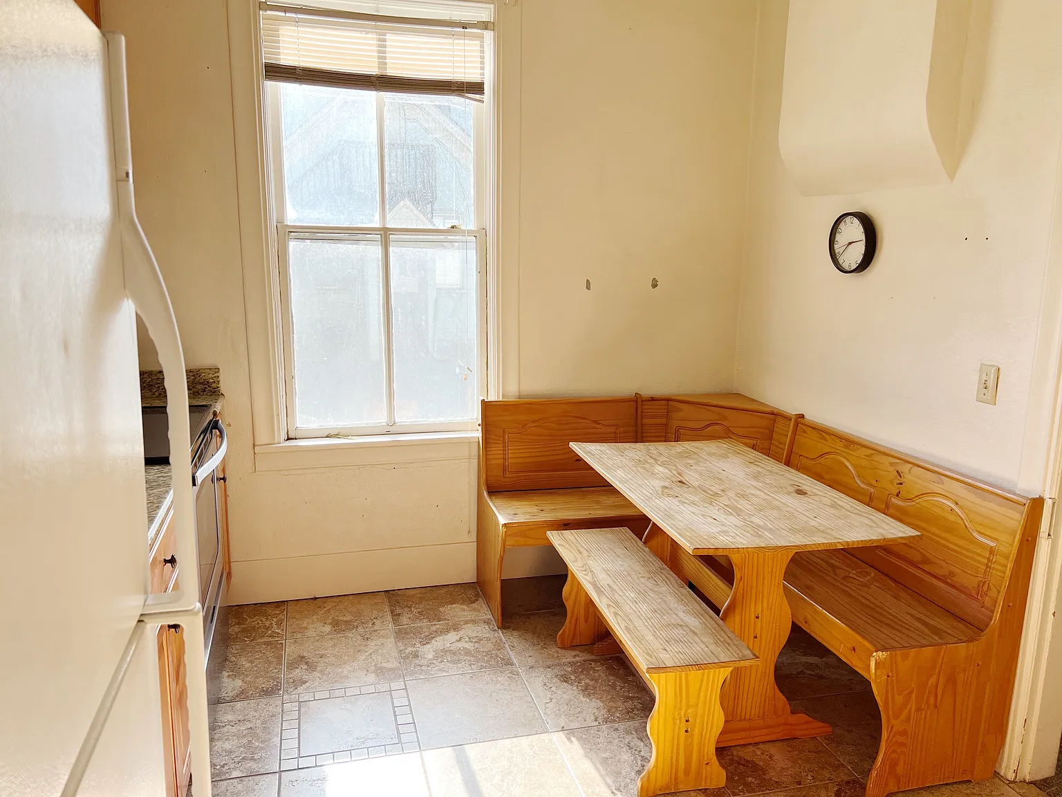 3 bed, 1110 sqft, $1,750 — Photo 3