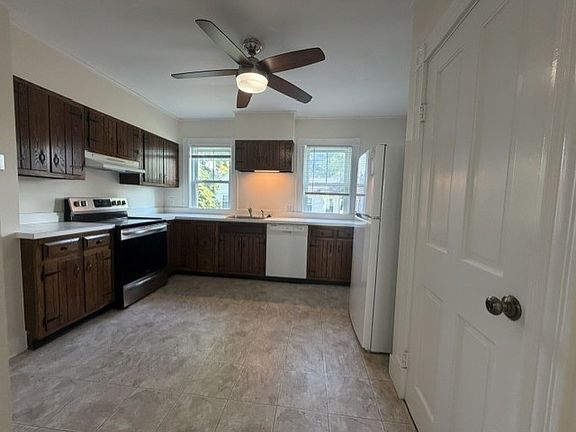 4th image of 125 Main St #2