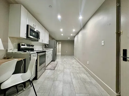Rented by ERNY LLC | media 1