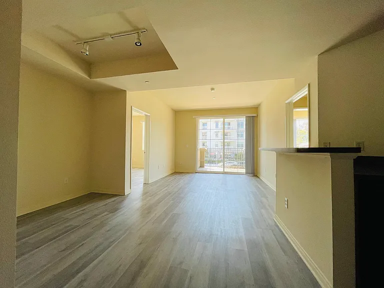 2810 S Sepulveda Blvd #102 — Photo 8