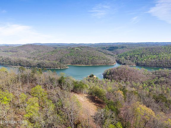 2nd image of 350 Bluff View Rd