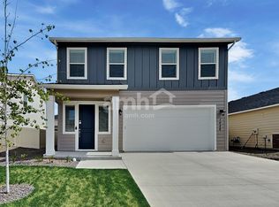 1528 N Garnet Creek Ave, Star, ID 83669