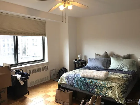 Rented by Anchor Associates | media 21