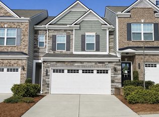 5258 City Walk Dr, Buford, GA 30518