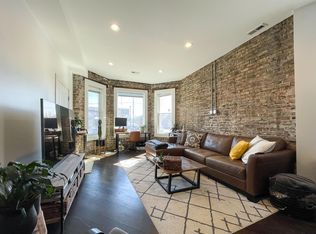 2710 N California Ave APT 2, Chicago, IL 60647