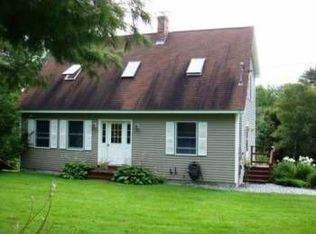 2790 Friendship Rd, Waldoboro, ME 04572