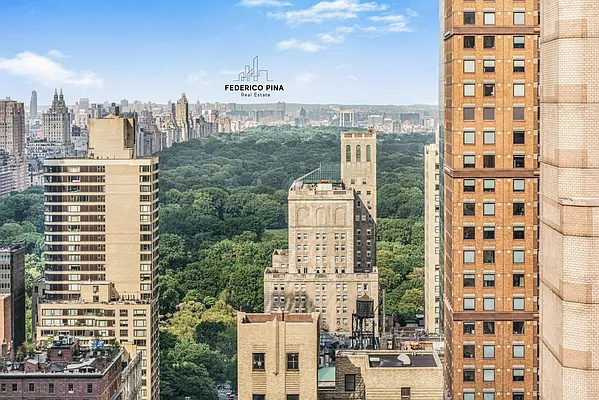 Rented by R New York | media 9