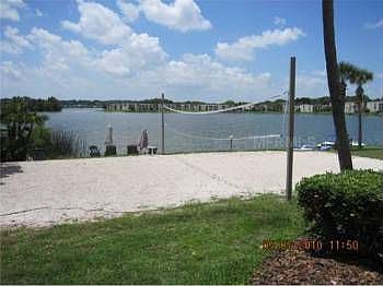 4th image of 618 Orange Dr APT 215