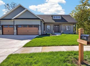 1746 Petit Dr, West Lafayette, IN 47906