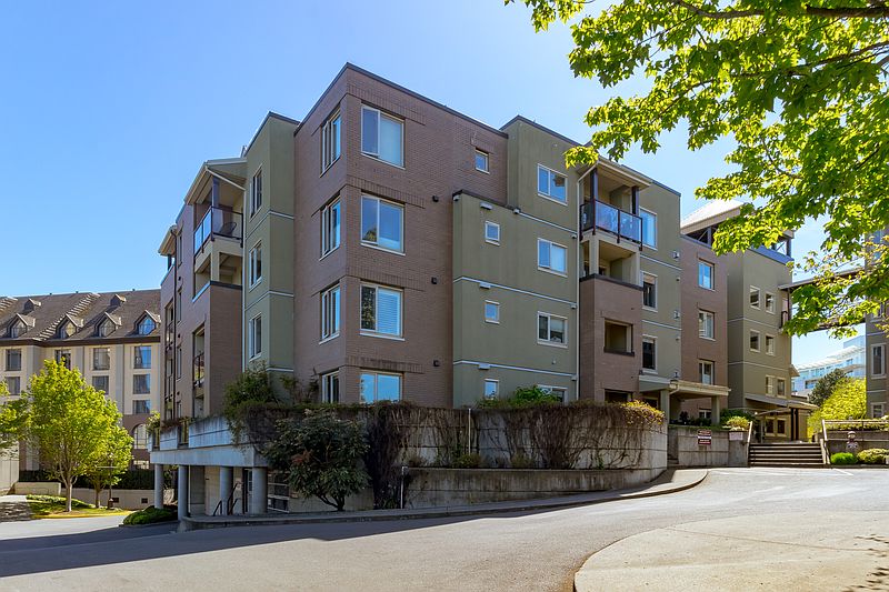 Victoria Apartment for rent - 2 Bedrooms — photo 33