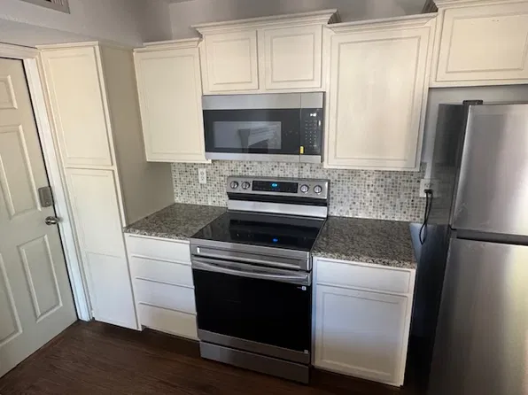 2933 Shelby Ave, Dallas, TX 75219